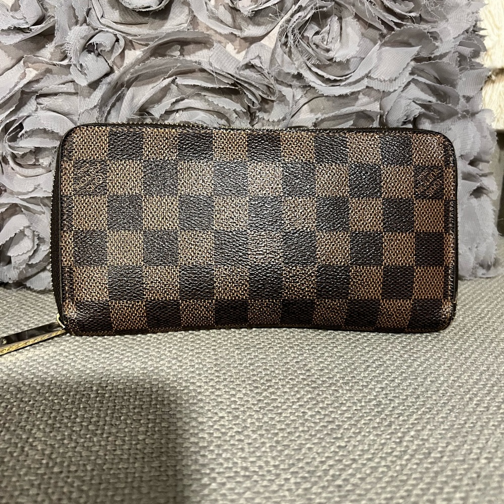 Louis Vuitton Damier Ebene Wallet